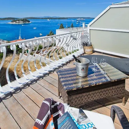 Carpe Diem Hvar Apartment *