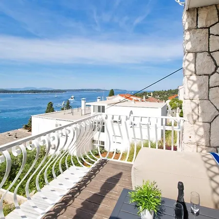 Carpe Diem Hvar * Hvar Town