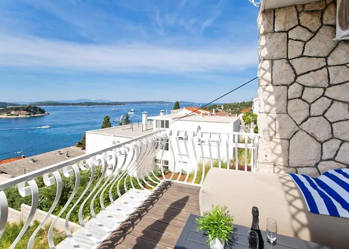 룸스 카르페 디엠 * 흐바르